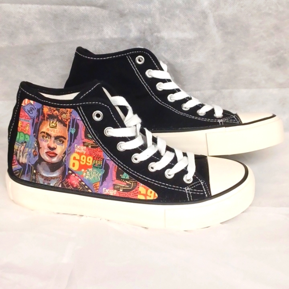 Hightop canvas sneakers. Black/ white. Frida Kahlo graffiti. NWOT. Sz 240/38 = 7
